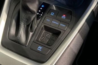 TOYOTA RAV4 2.5 VVT-h Excel SUV 5dr Petrol Hybrid CVT Euro 6 (s/s) (218 ps) 