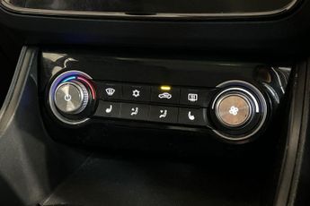 MG MG ZS 44.5kWh Exclusive SUV 5dr Electric Auto (143 ps) Panoramic Sky R