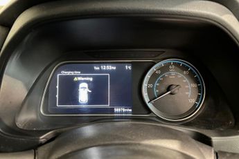 NISSAN LEAF 40kWh N-Connecta Hatchback 5dr Electric Auto (150 ps) Rear View 