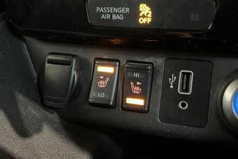 NISSAN LEAF 40kWh N-Connecta Hatchback 5dr Electric Auto (150 ps) Rear View 