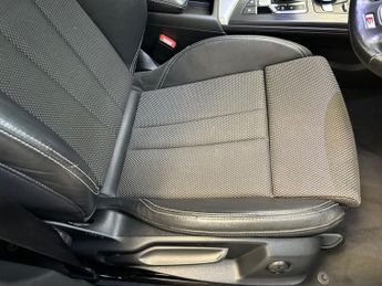 AUDI A4 AVANT 2.0 TDI ultra S line Estate 5dr Diesel S Tronic Euro 6 (s/s) (19