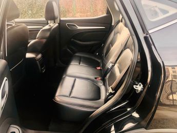 MG MG ZS 1.0 T-GDI Exclusive SUV 5dr Petrol Auto Euro 6 (111 ps)