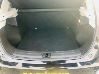 MG MG ZS 1.0 T-GDI Exclusive SUV 5dr Petrol Auto Euro 6 (111 ps)