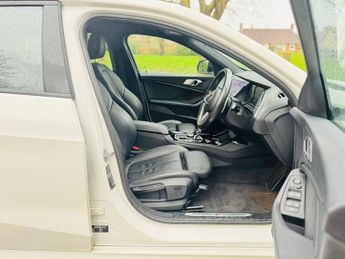 BMW 1 SERIES 2.0 118d M Sport Hatchback 5dr Diesel Auto Euro 6 (s/s) (150 ps)