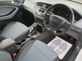 HYUNDAI I20 1.4 Premium Hatchback 5dr Petrol Auto Euro 6 (100 ps)