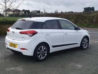 HYUNDAI I20 1.4 Premium Hatchback 5dr Petrol Auto Euro 6 (100 ps)