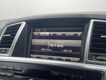 MERCEDES-BENZ M-CLASS 3.0 ML350 V6 BlueTEC AMG Sport SUV 5dr Diesel G-Tronic 4WD Euro 