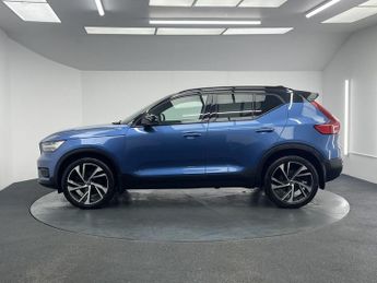 VOLVO XC40 2.0 B4 MHEV R-Design Pro SUV 5dr Petrol Hybrid Auto AWD Euro 6 (
