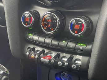 MINI HATCH 2.0 Cooper S Hatchback 3dr Petrol Steptronic Euro 6 (s/s) (192 p