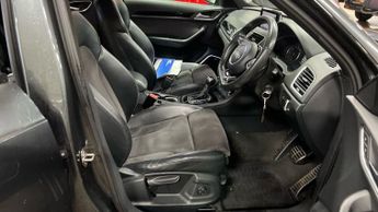 AUDI Q3 2.0 TFSI Black Edition SUV 5dr Petrol S Tronic quattro Euro 6 (s