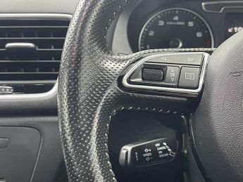 AUDI Q3 2.0 TFSI Black Edition SUV 5dr Petrol S Tronic quattro Euro 6 (s