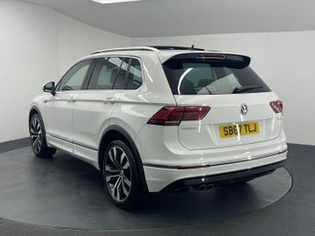 VOLKSWAGEN TIGUAN 2.0 TDI R-Line SUV 5dr Diesel DSG Euro 6 (s/s) (150 ps)