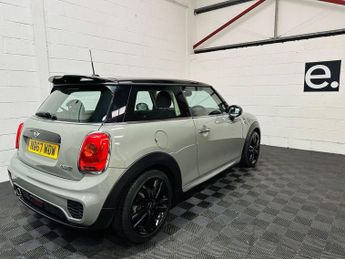 MINI HATCH 1.5 Cooper Hatchback 3dr Petrol Manual Euro 6 (s/s) (136 ps)
