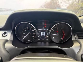 LAND ROVER RANGE ROVER EVOQUE 2.0 TD4 HSE Dynamic SUV 5dr Diesel Auto 4WD Euro 6 (s/s) (180 ps