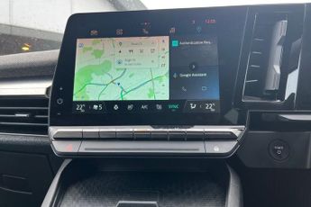 RENAULT 11 60kWh techno Hatchback 5dr Electric Auto (optimum charge) (220 p