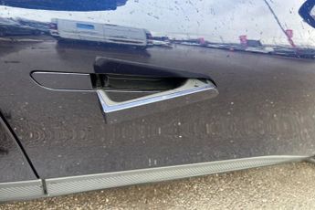 RENAULT 11 60kWh techno Hatchback 5dr Electric Auto (optimum charge) (220 p