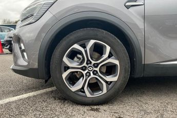 RENAULT CAPTUR 1.6 E-TECH 9.8kWh techno SUV 5dr Petrol Plug-in Hybrid Auto Euro