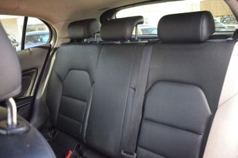 MERCEDES-BENZ GLA 2.1 GLA200d Sport (Executive) SUV 5dr Diesel 7G-DCT Euro 6 (s/s)