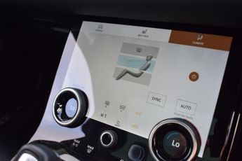 LAND ROVER RANGE ROVER EVOQUE 2.0 D200 MHEV R-Dynamic SE SUV 5dr Diesel Auto 4WD Euro 6 (s/s) 