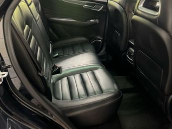 MG MG HS 1.5 T-GDI 16.6kWh Exclusive SUV 5dr Petrol Plug-in Hybrid Auto E