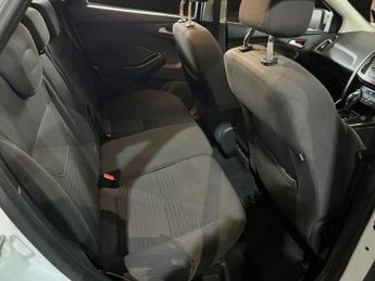 FORD FOCUS 1.6 Titanium Hatchback 5dr Petrol Powershift Euro 6 (125 ps)