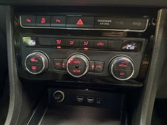 SEAT ATECA 1.5 TSI EVO FR SUV 5dr Petrol DSG Euro 6 (s/s) (150 ps)