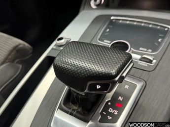 AUDI Q5 2.0 TFSIe 50 S line SUV 5dr Petrol Plug-in Hybrid S Tronic quatt