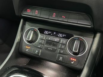 AUDI Q3 2.0 TFSI Black Edition SUV 5dr Petrol S Tronic quattro Euro 6 (s