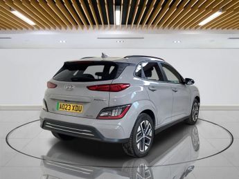 HYUNDAI KONA 64kWh Premium SUV 5dr Electric Auto (10.5kW Charger) (204 ps)