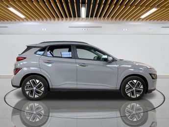 HYUNDAI KONA 64kWh Premium SUV 5dr Electric Auto (10.5kW Charger) (204 ps)
