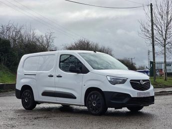 Vauxhall Vivaro 2.0 Turbo D 3100 Sportive Crew Van Double Cab 5dr Diesel Manual 