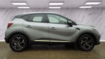 RENAULT CAPTUR 1.6 E-TECH E-Tech engineered SUV 5dr Petrol Hybrid Auto Euro 6 (