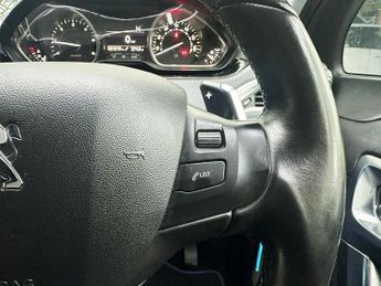 PEUGEOT 2008 1.6 e-HDi Allure SUV 5dr Diesel EGC Euro 5 (s/s) (92 ps)