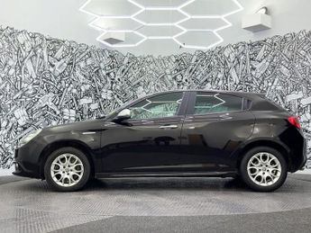 ALFA ROMEO GIULIETTA 2.0 JTDM-2 Tecnica Hatchback 5dr Diesel Manual Euro 6 (s/s) (150