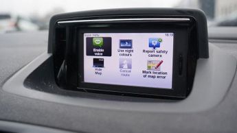 RENAULT MEGANE 1.6 16V Dynamique TomTom Hatchback 5dr Petrol Manual Euro 5 (110