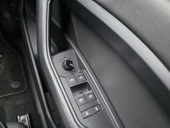 AUDI E-TRON 50 Technik SUV 5dr Electric Auto quattro 71.2kWh (313 ps)