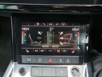 AUDI E-TRON 50 Technik SUV 5dr Electric Auto quattro 71.2kWh (313 ps)