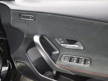 MERCEDES-BENZ A-CLASS 1.5 A180d AMG Line (Premium) Hatchback 5dr Diesel 7G-DCT Euro 6 