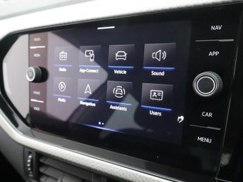 VOLKSWAGEN T-CROSS 1.0 TSI MOVE SUV 5dr Petrol DSG Euro 6 (s/s) (110 ps)