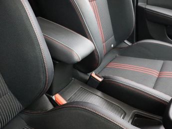 RENAULT CLIO 1.0 TCe RS Line Hatchback 5dr Petrol Manual Euro 6 (s/s) (90 ps)