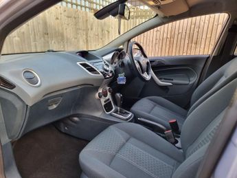 FORD FIESTA 1.4 Titanium Hatchback 5dr Petrol Automatic (154 g/km, 94 bhp)