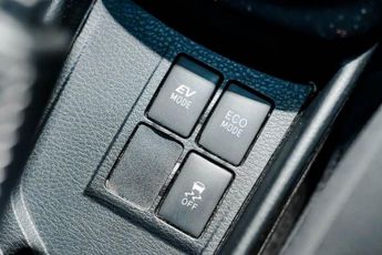 TOYOTA YARIS 1.5 VVT-h Icon Tech Hatchback 5dr Petrol Hybrid E-CVT Euro 6 (s/