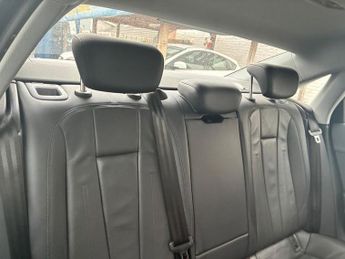 AUDI A4 2.0 TDI 35 Sport Saloon 4dr Diesel S Tronic Euro 6 (s/s) (150 ps