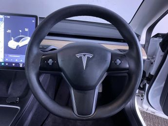 TESLA Model 3 (Dual Motor) Long Range Saloon 4dr Electric Auto 4WDE (346 ps)