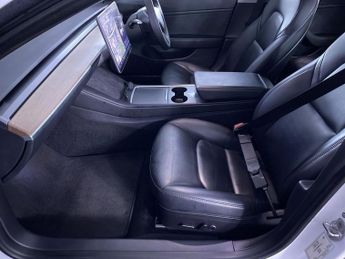 TESLA Model 3 (Dual Motor) Long Range Saloon 4dr Electric Auto 4WDE (346 ps)