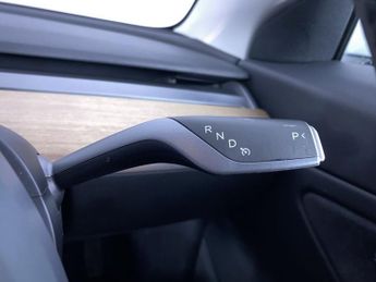 TESLA Model 3 (Dual Motor) Long Range Saloon 4dr Electric Auto 4WDE (346 ps)