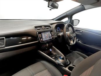 NISSAN LEAF 39kWh N-Connecta Hatchback 5dr Electric Auto (150 ps)