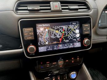 NISSAN LEAF 39kWh N-Connecta Hatchback 5dr Electric Auto (150 ps)