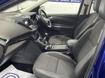 FORD KUGA 1.5 TDCi Titanium SUV 5dr Diesel Manual Euro 6 (s/s) (120 ps) - 