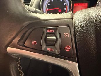 VAUXHALL MOKKA 1.4T SE SUV 5dr Petrol Auto 2WD Euro 5 (140 ps)